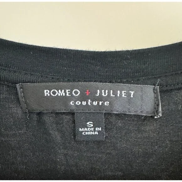 Romeo & Juliet Black Short Sleeve T-Shirt Top Sequin Heart Lightning Bolt Size S - Picture 4 of 9